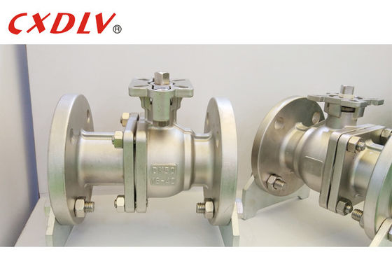 PN40 CF8 WCB Water Ball Valve PTFE Kursi Investasi Casting